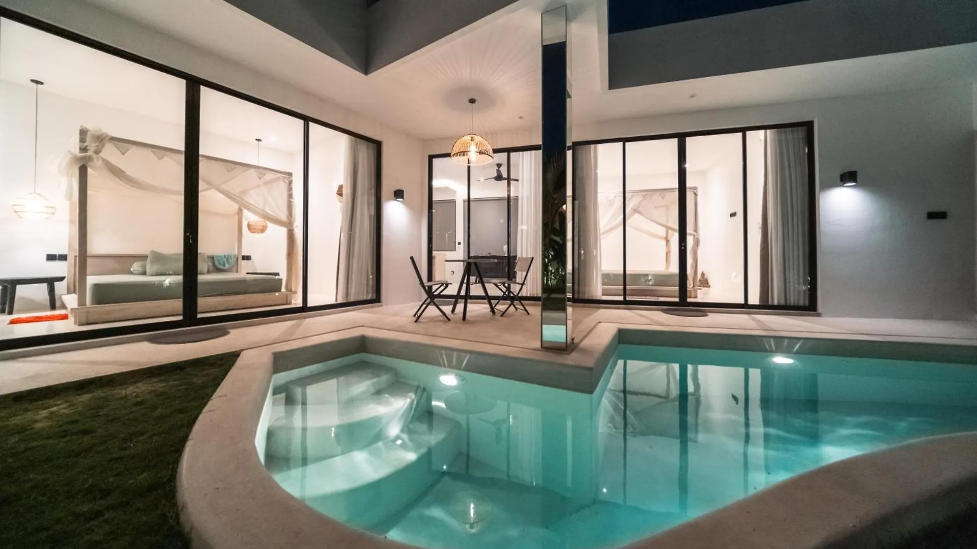 Casa Bong Bali Villa Kerobokan  Kerobokan (Bali)